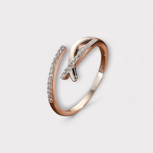 Elegant Twisted Ring